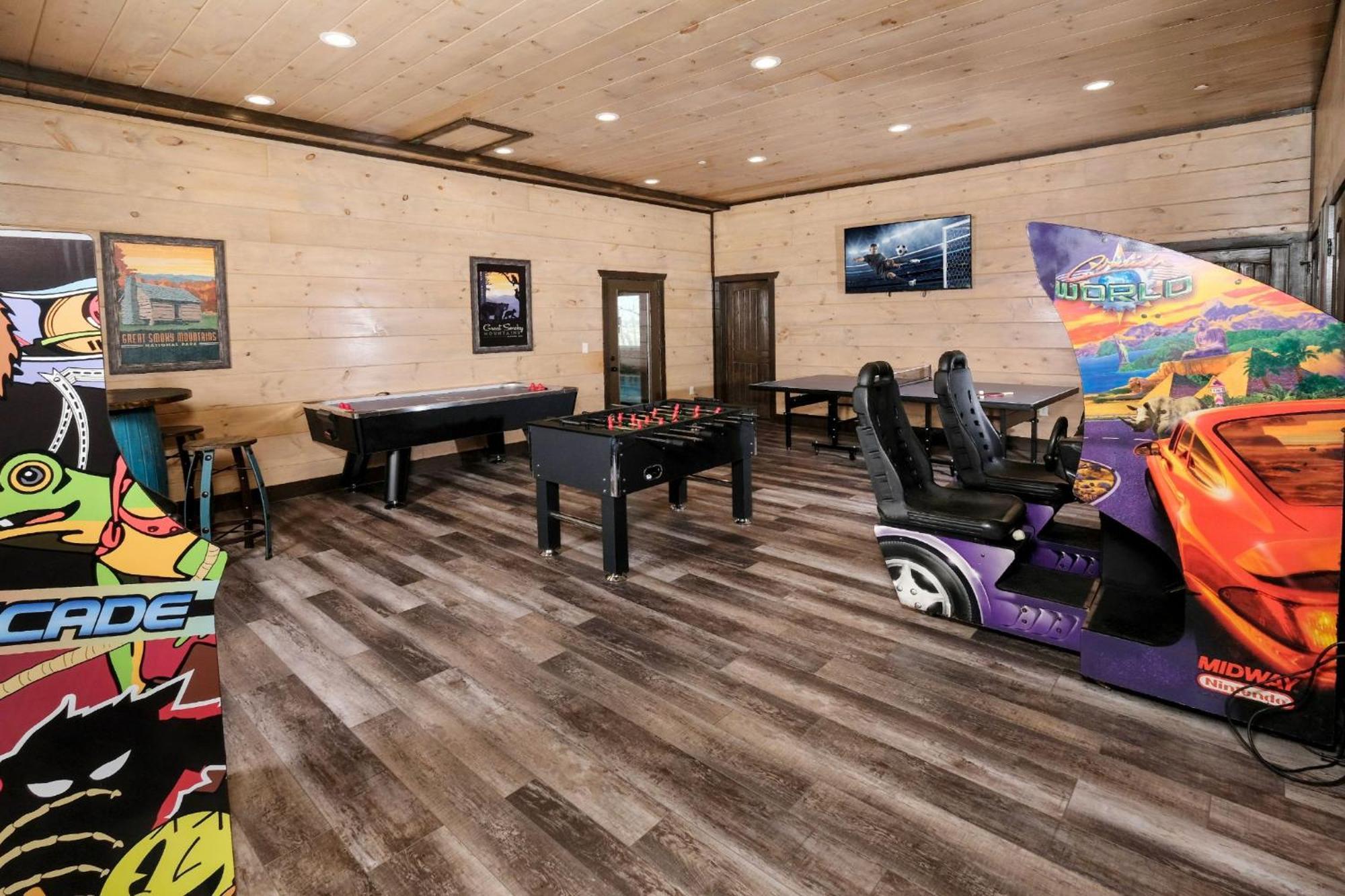 הוילה פיג'ן פורג' Swim And Gym Mansion מראה חיצוני תמונה