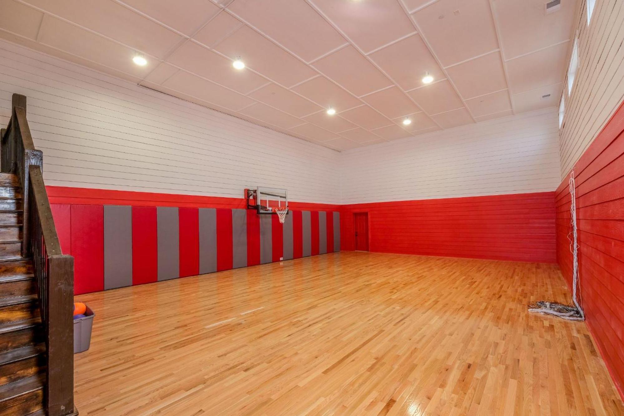 הוילה פיג'ן פורג' Swim And Gym Mansion מראה חיצוני תמונה