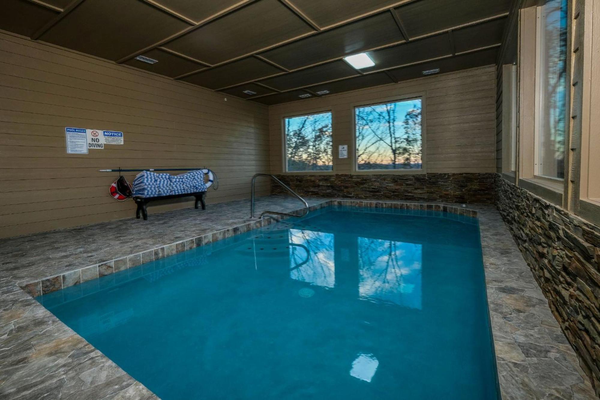 הוילה פיג'ן פורג' Swim And Gym Mansion מראה חיצוני תמונה