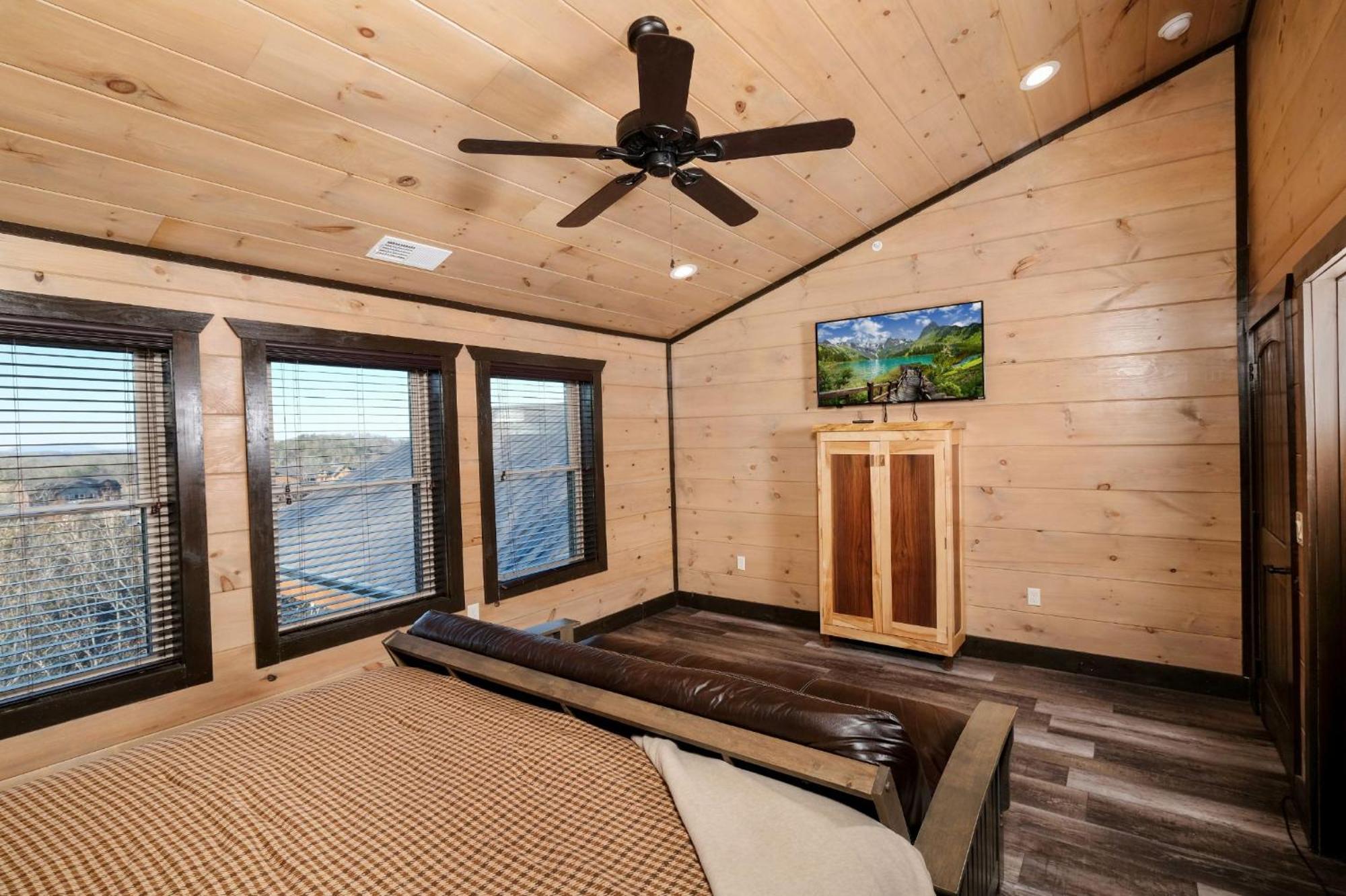 הוילה פיג'ן פורג' Swim And Gym Mansion מראה חיצוני תמונה