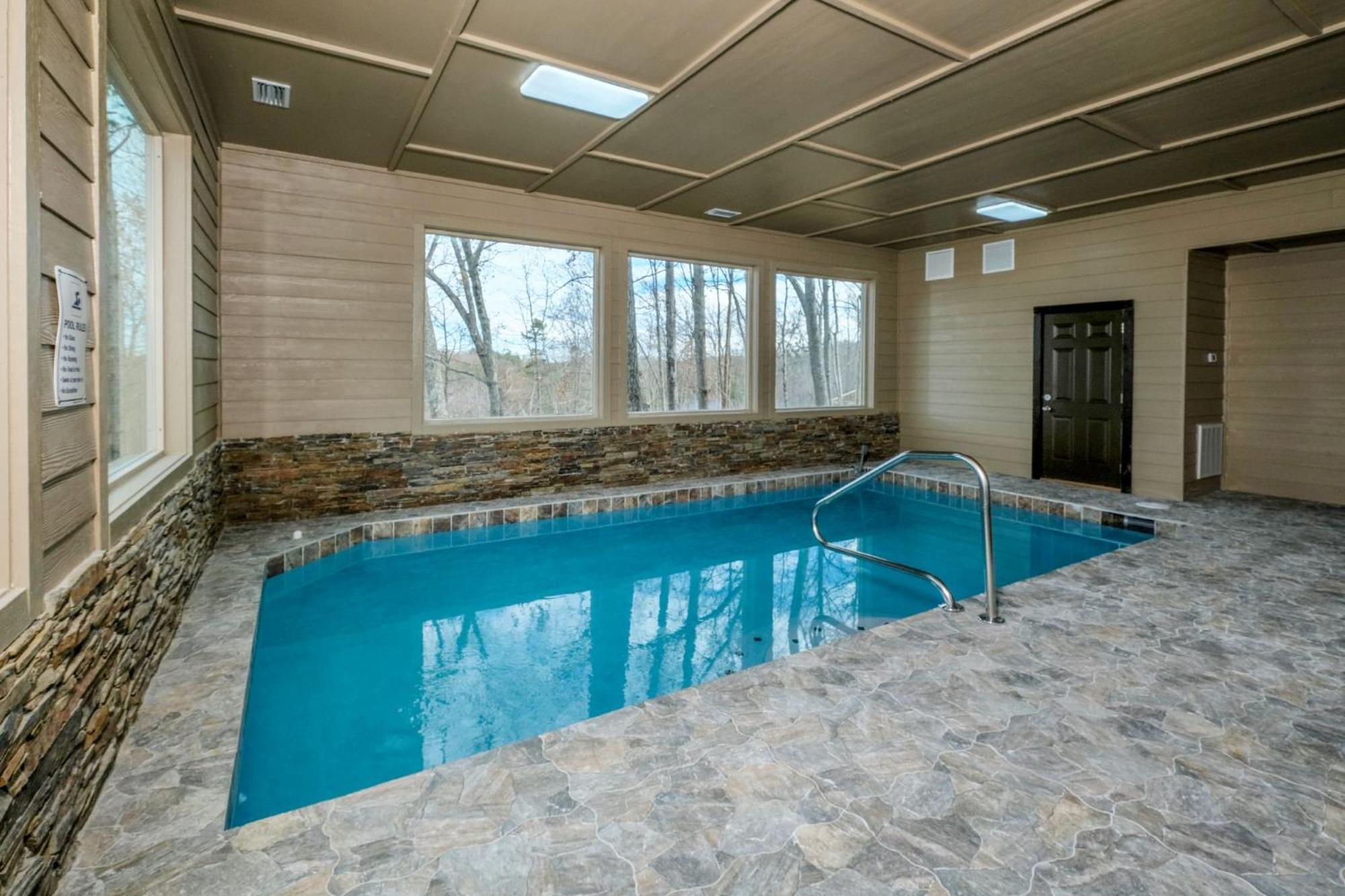 הוילה פיג'ן פורג' Swim And Gym Mansion מראה חיצוני תמונה